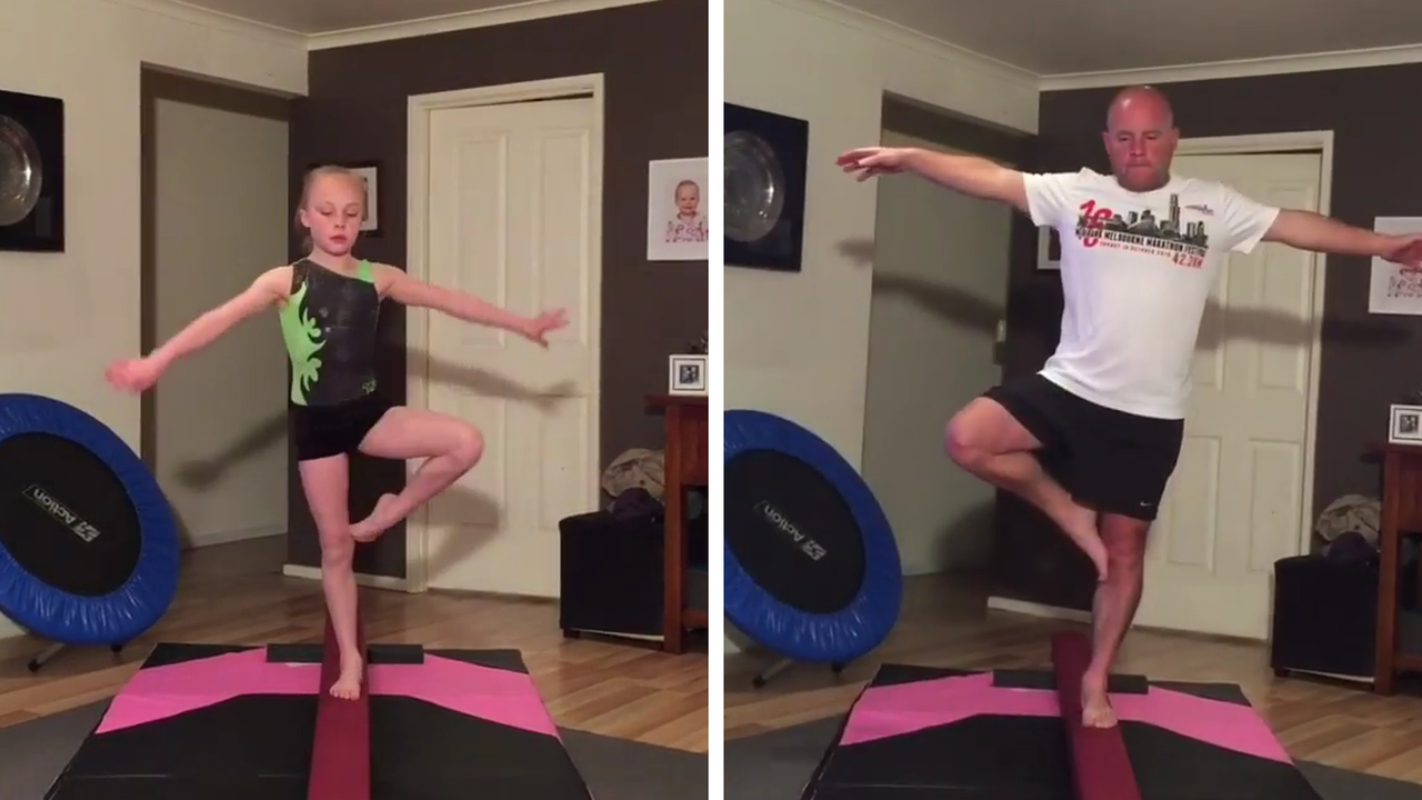 включи видео повтори движение. карточки повтори движение. игра попробуй повтори нейропсихологическая игра. повтори движение. включи видео повтори движение.