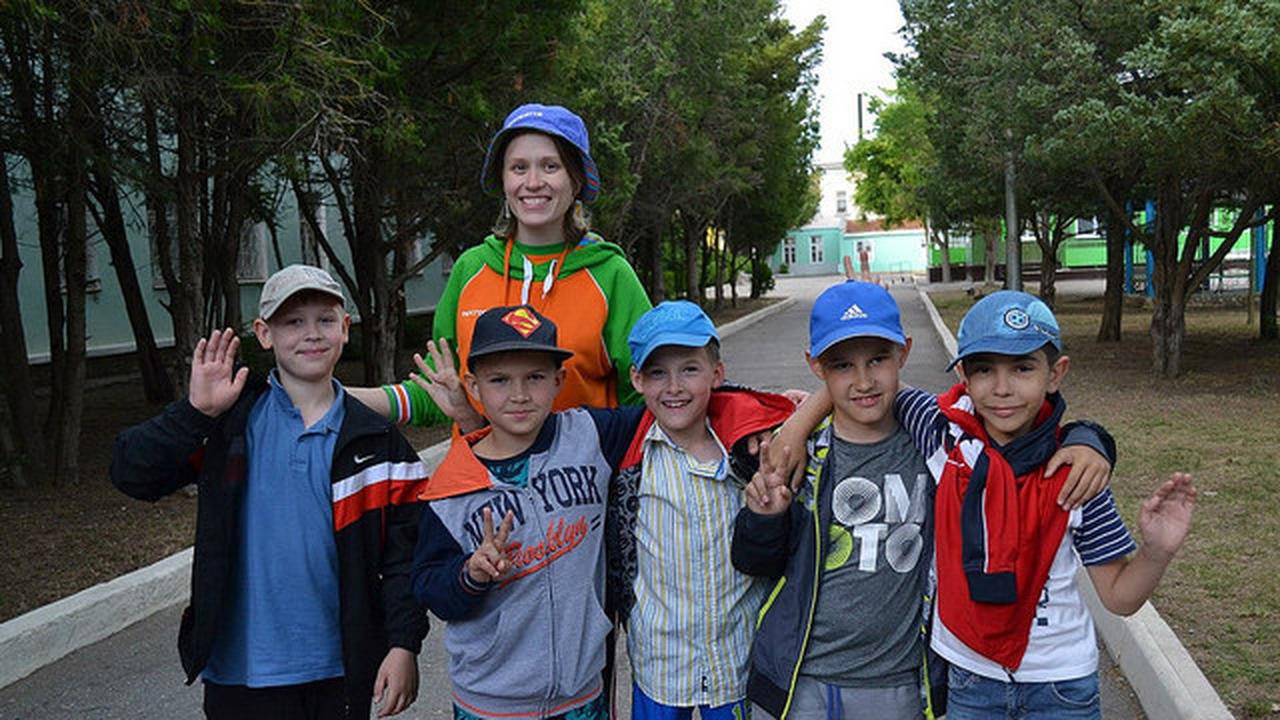 лагерь мосгортур. лагерь мосгортур. вожатые в лагере. лагерь радуга мосгортур. московские дети.