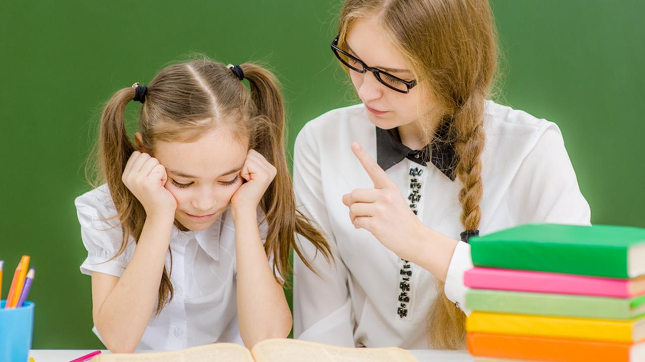 Дополнительные занятия после уроков. Младшие школьники. Дополнительный урок. Дополнительные занятия в школе. Дополнительные занятия после уроков.