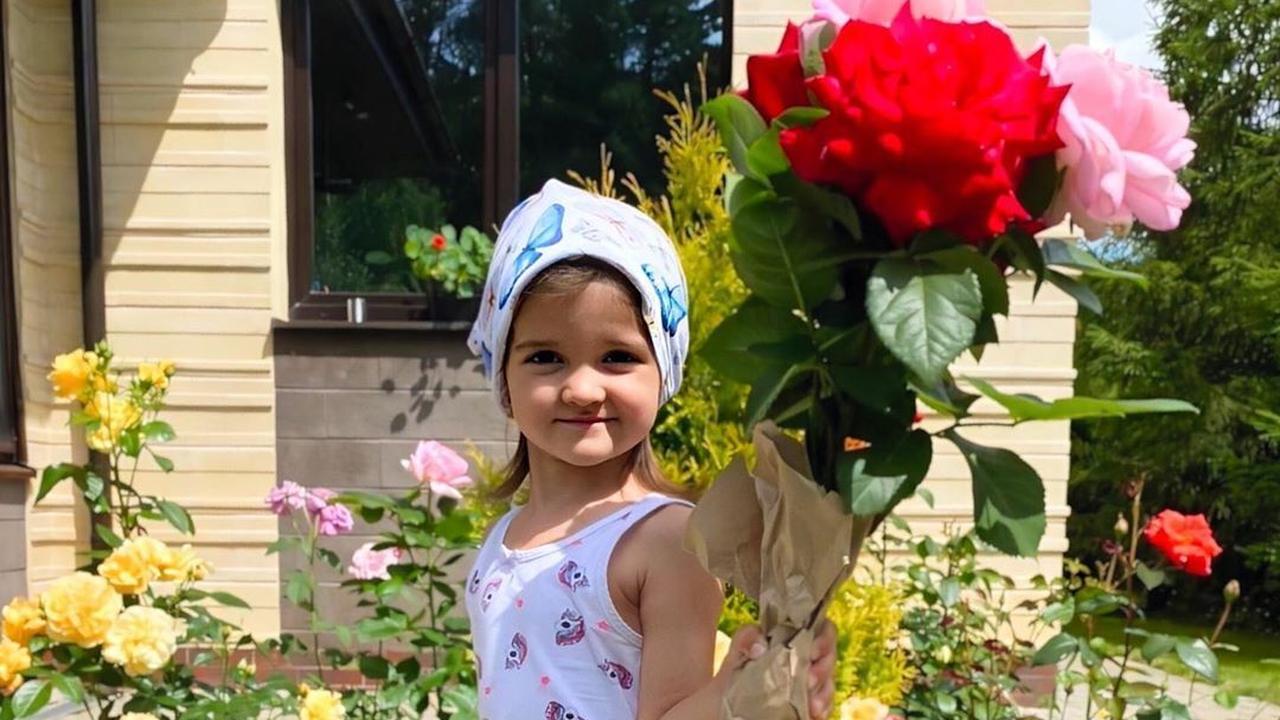 наталья водянова и нева портман. летнюю дочь. летнюю дочь. дочь от первого брака ненужная. летнюю дочь.