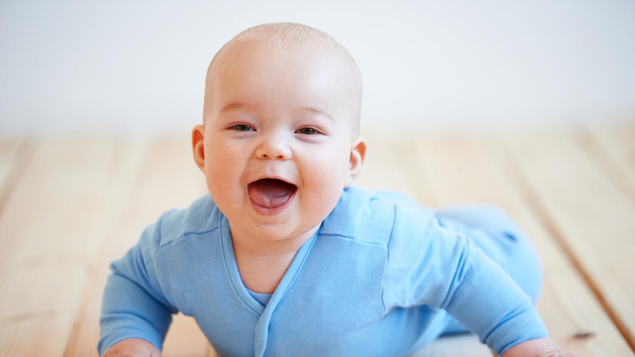 Маленькие дети. Ребенок до 3 лет как называется. Ребенок до 3 лет как называется. Фото младенца. Периоды жесткого возраста.