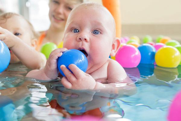 tak li polezno dlya rebenka grudnichkovoe