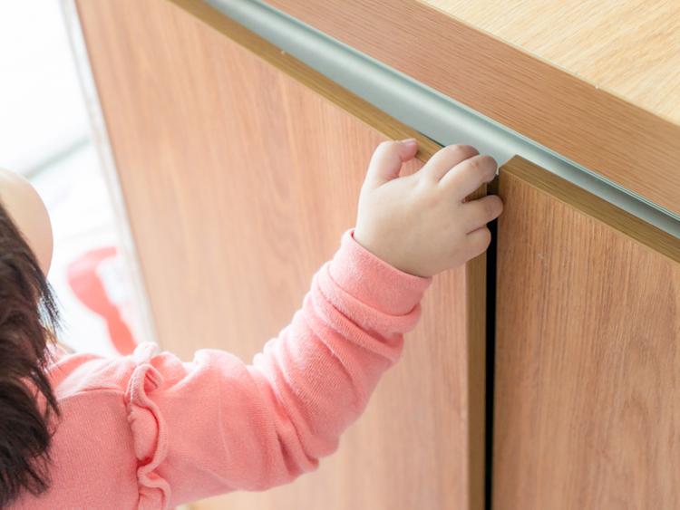 Chto Delat Esli Rebenok Prishemil Palec Letidor