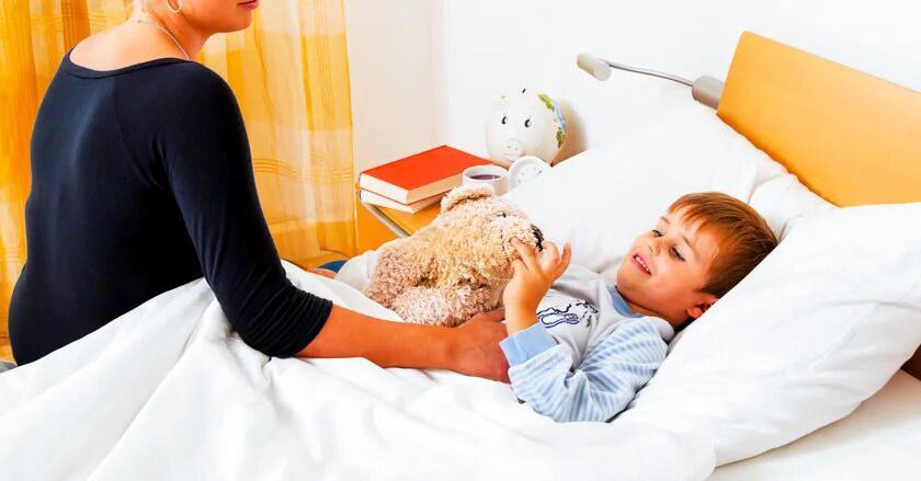 5 опасных способов заболеть, которые мы использовали в детстве (повторять н...