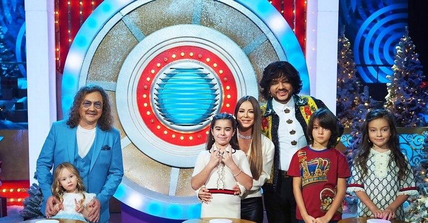 Игорь Николаев, Ани Лорак и Филипп Киркоров с детьми ...